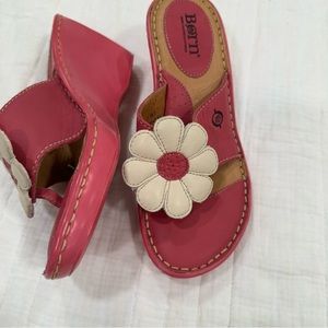 BOC Born Concept Sandals Womens 6M Slide Pink Leather Flower Casual Block